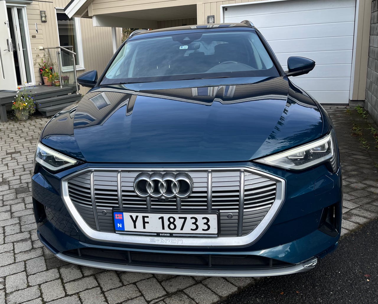 Audi e-tron