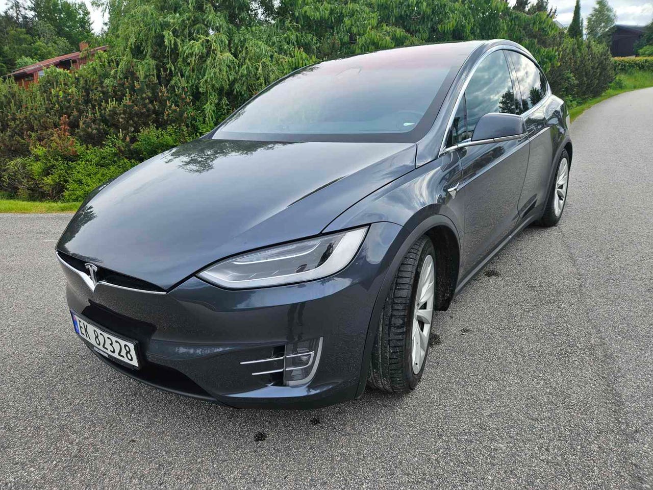 Tesla Model X