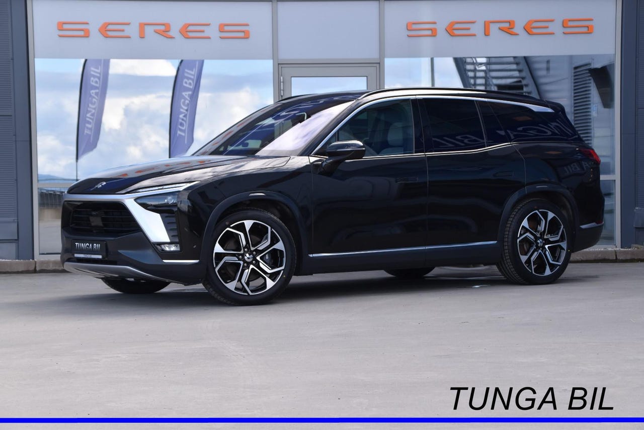 NIO ES8