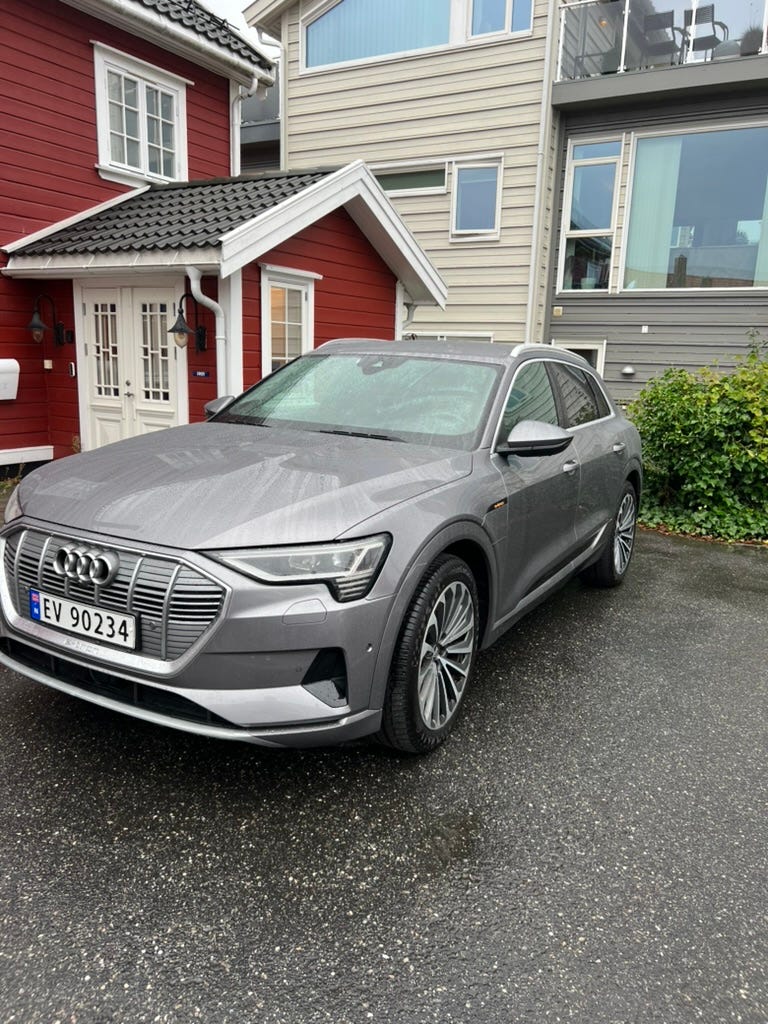 Audi e-tron