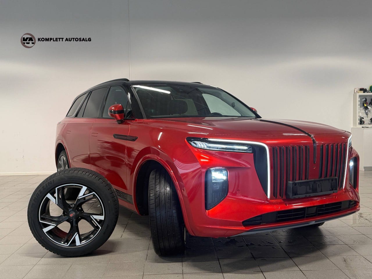 Hongqi E-HS9