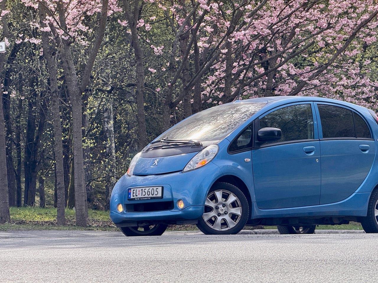 Peugeot iOn