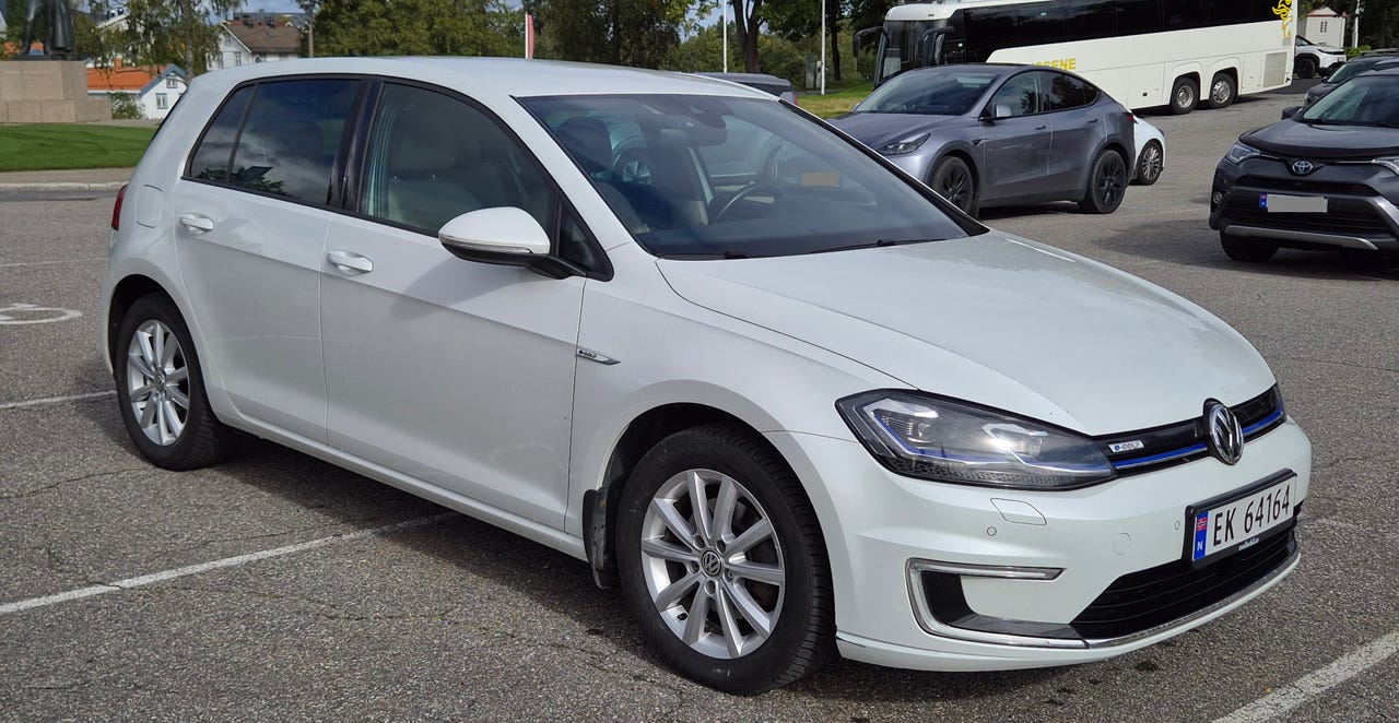 Volkswagen e-Golf VII
