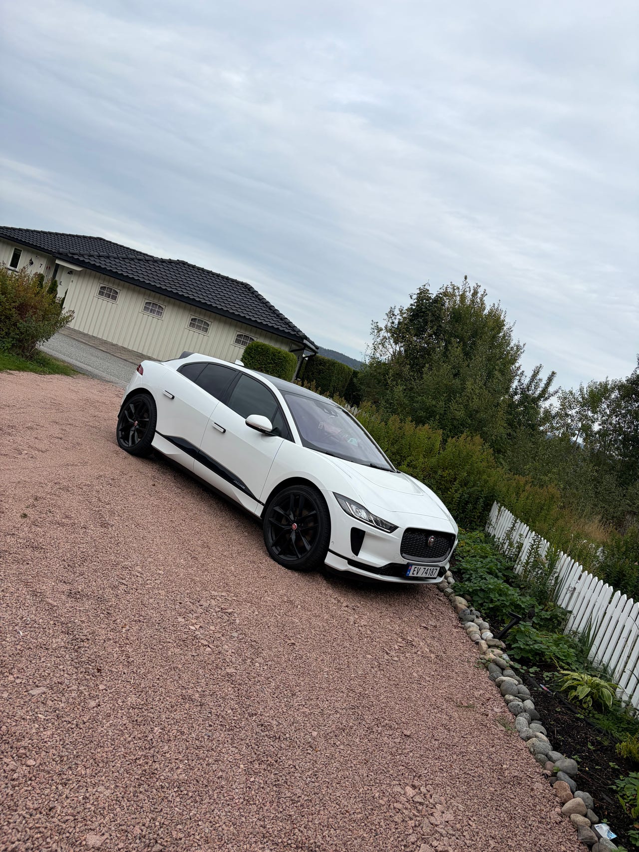 Jaguar I-PACE