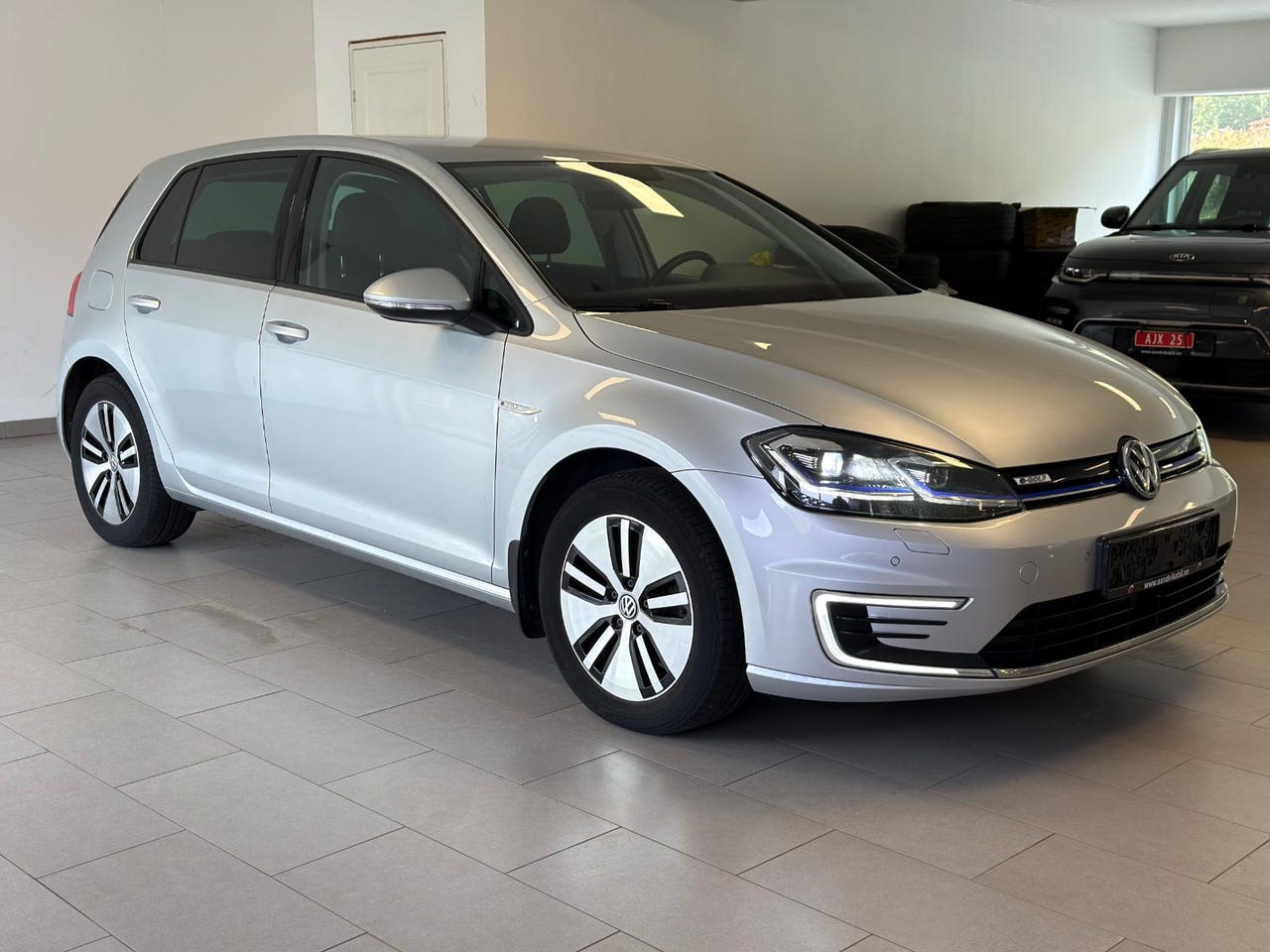 Volkswagen e-Golf VII