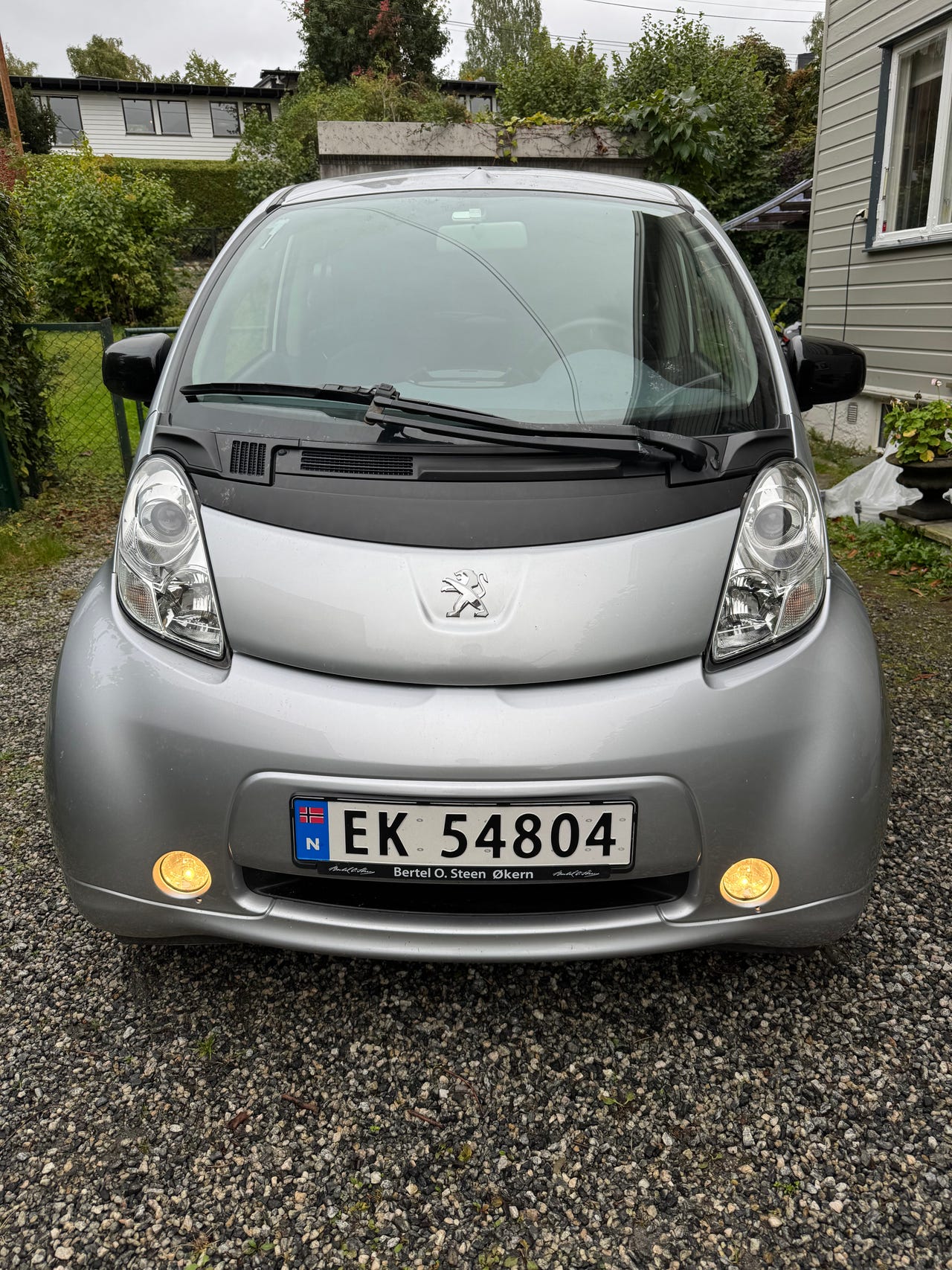 Peugeot iOn