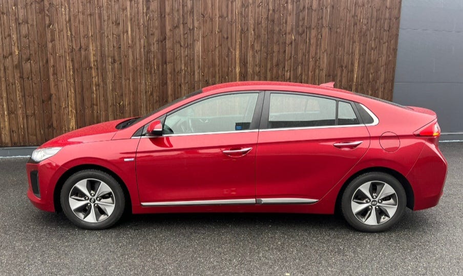 Hyundai IONIQ