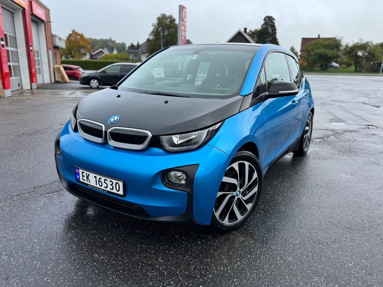 BMW i3