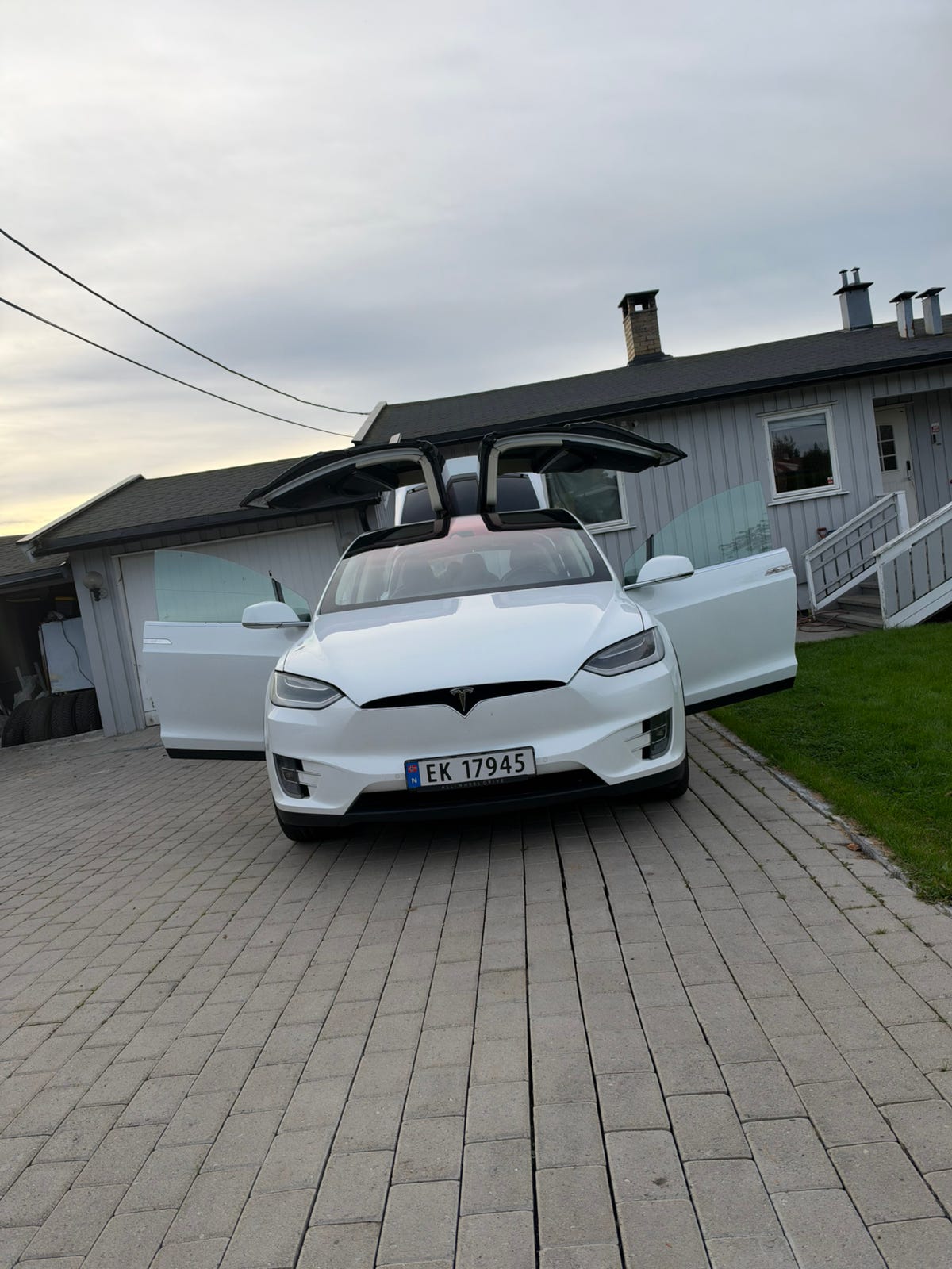 Tesla Model X