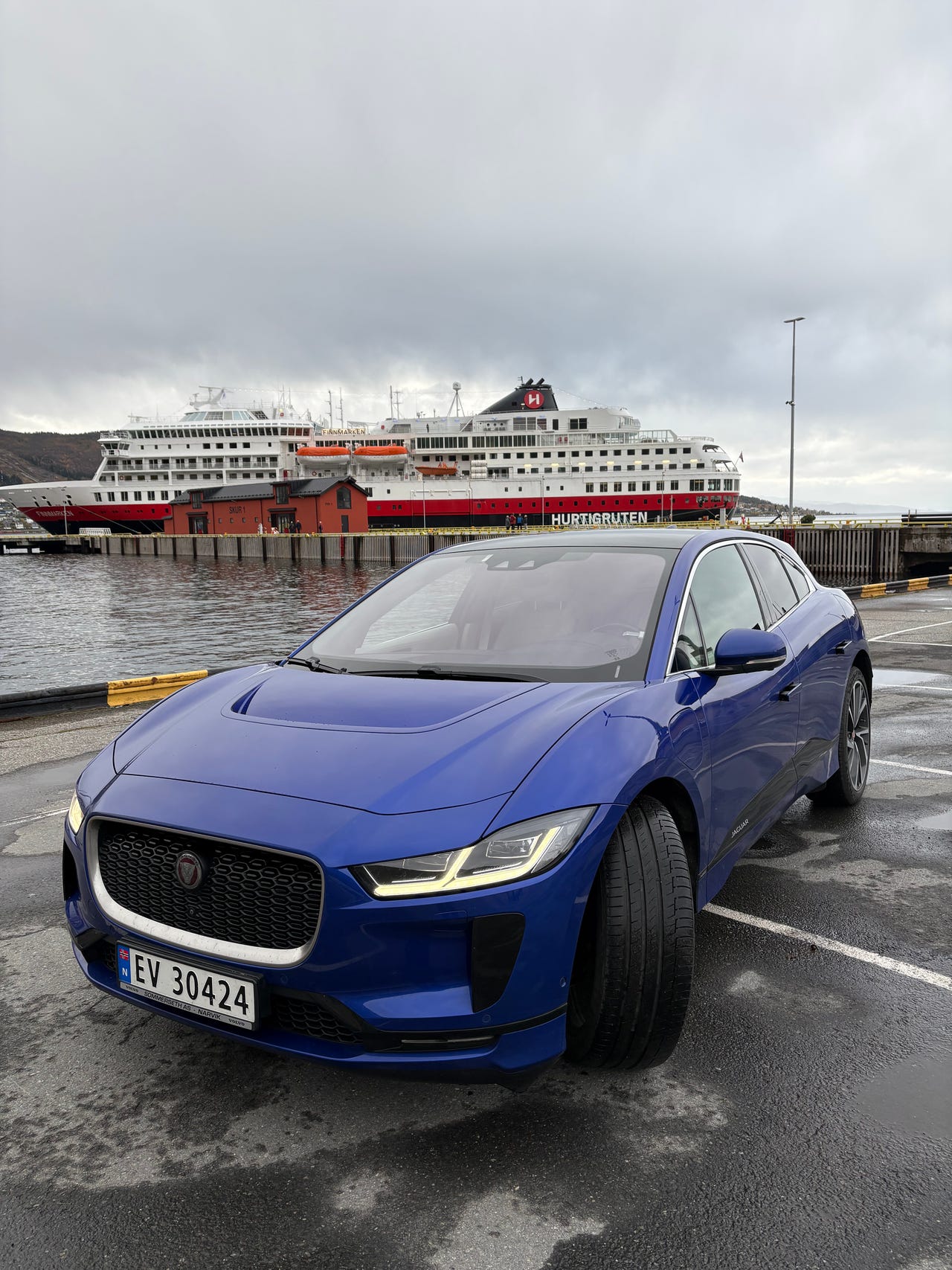 Jaguar I-PACE