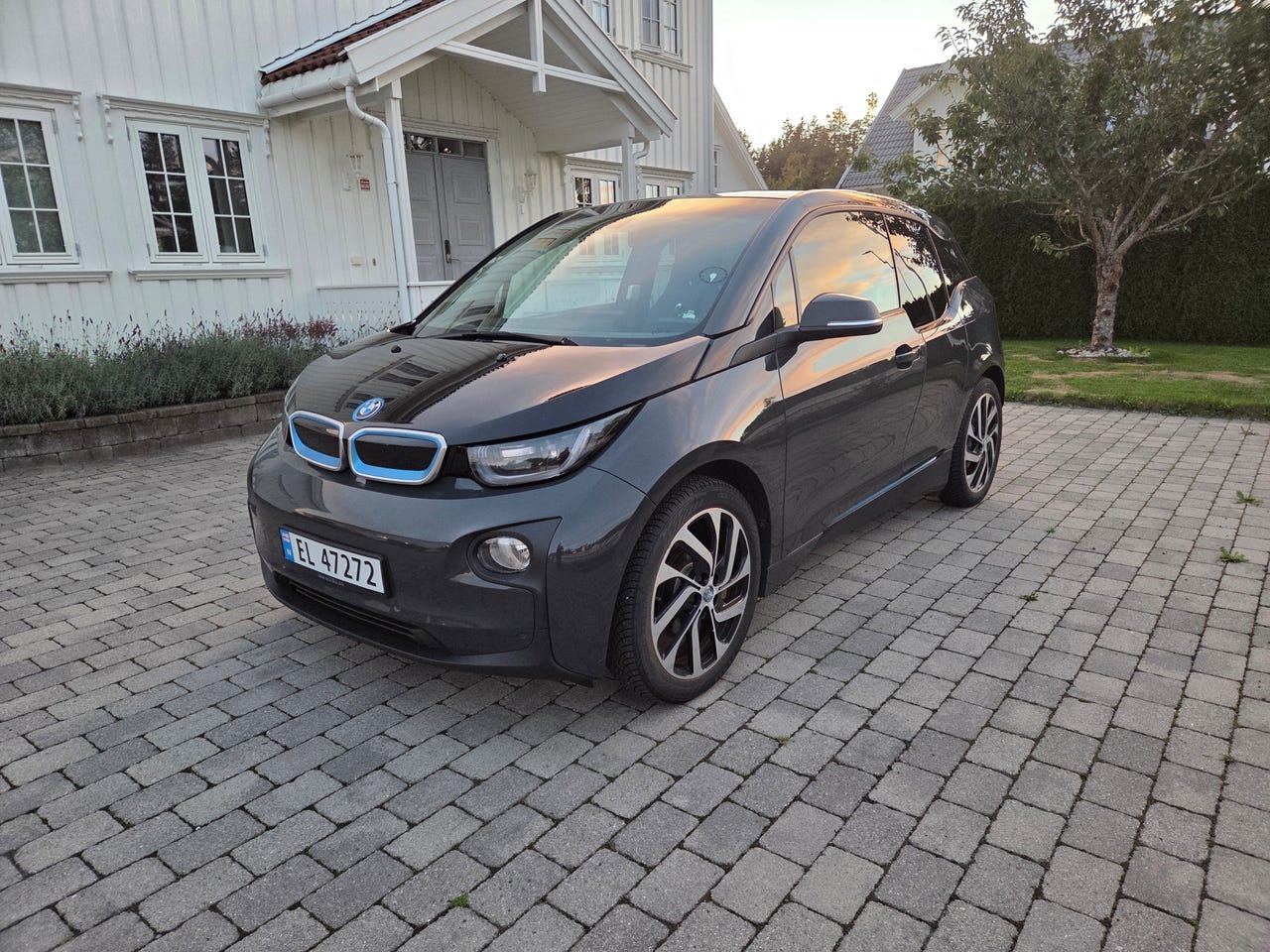 BMW i3