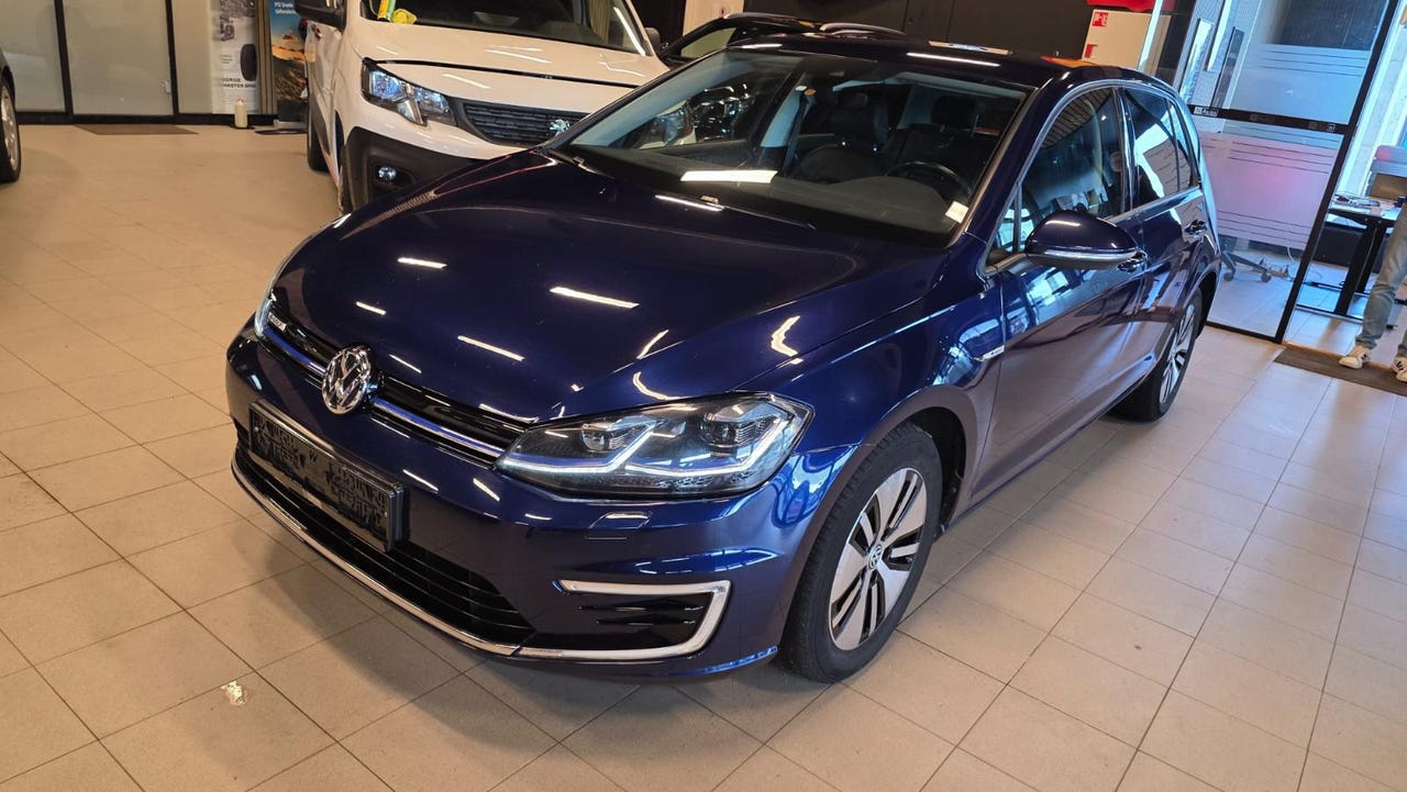 Volkswagen e-Golf VII