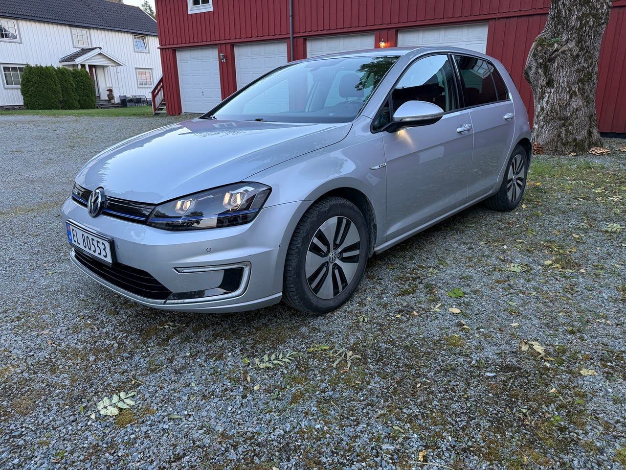 Volkswagen e-Golf VII