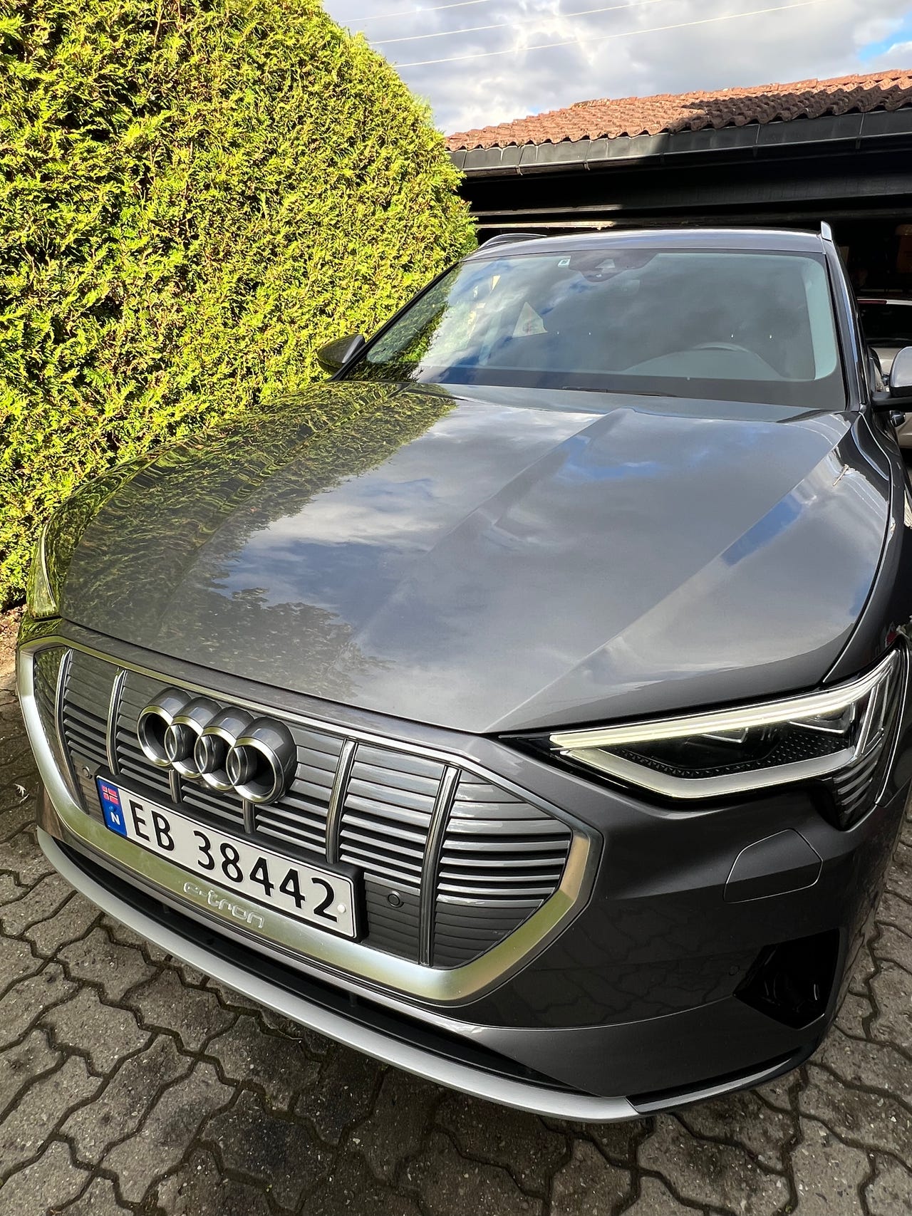 Audi e-tron