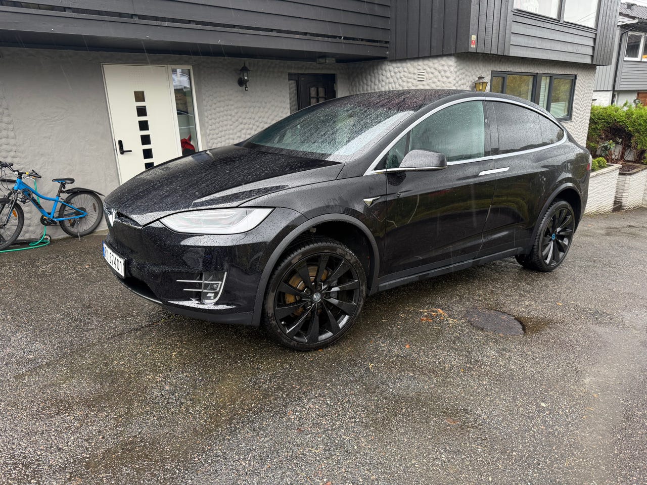 Tesla Model X