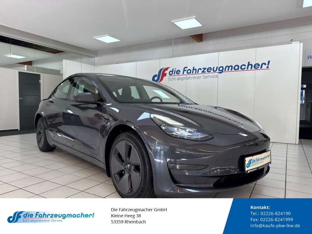 Tesla Model 3 RWD Soundsystem ACC El. Heckklappe WLAN e-Sitze SH
