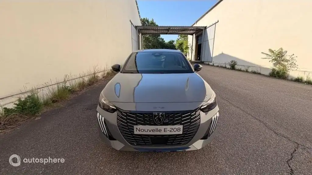 Peugeot e-208 e-208 136ch GT