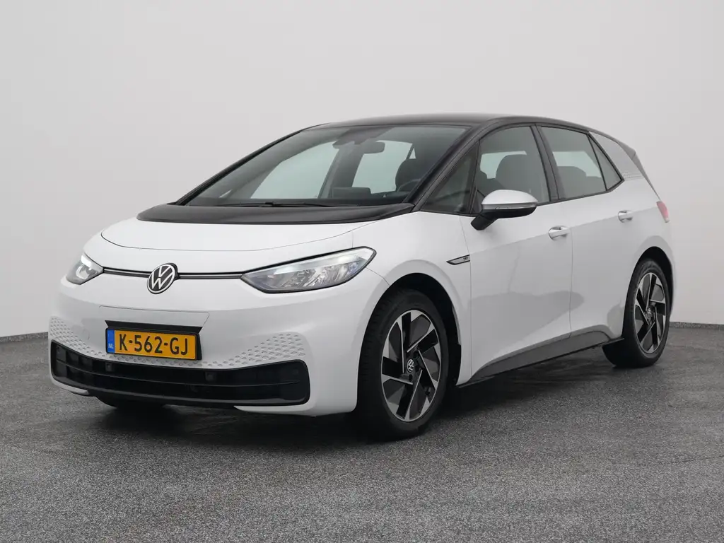 Volkswagen ID.3 First 58 kWh | ADAPTIVE | STOEL- EN STUURVERW.