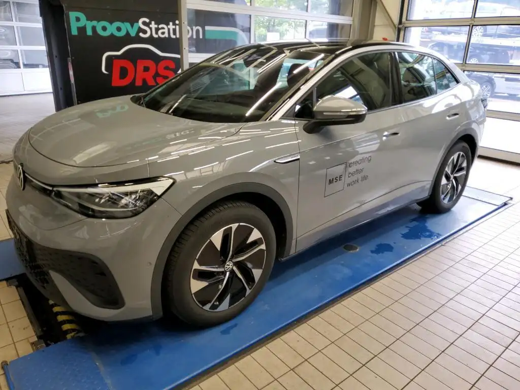 Volkswagen ID.5 Pro Performance*Wärmepumpe*ACC*KEYLESS*360"
