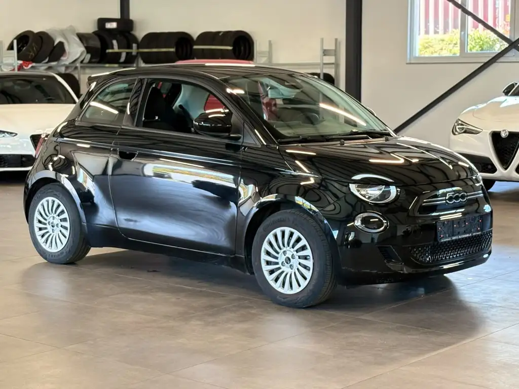 Fiat 500e Basis 11Kw CARPLAY+TEMP.+KLIMA+DAB+SPURASS