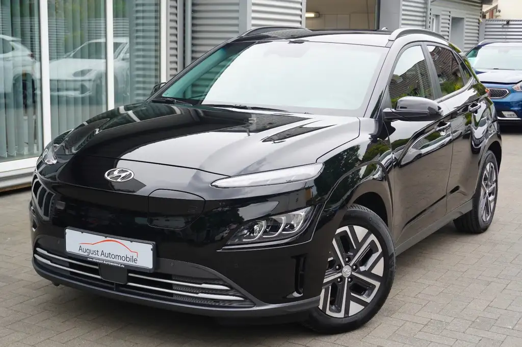 Hyundai KONA KONA Trend 204Ps3Phasen WPump Navi KREL ACC LED
