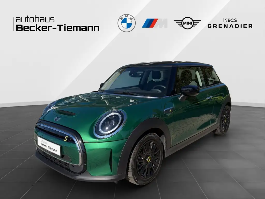 MINI Cooper SE Hatch 16" / DrivAss / Sitzheiz / LED / DAB / CarPl