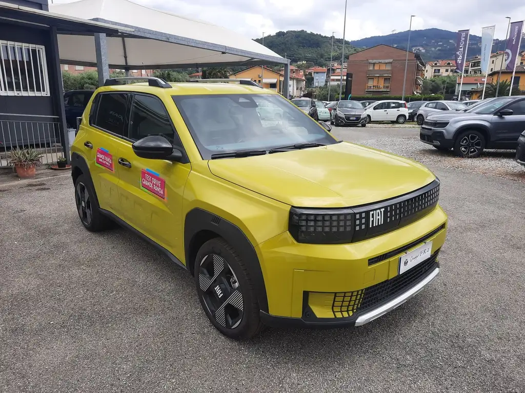 Fiat Grande Panda E BEV E LaPrima