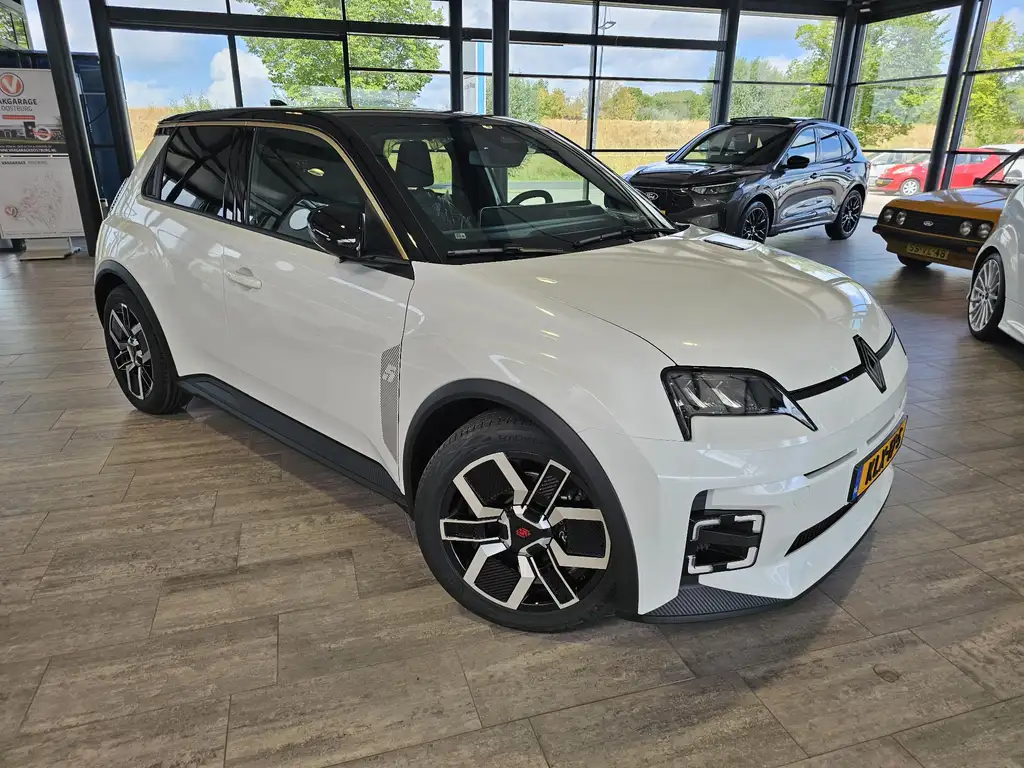 Renault R 5 comfort range techno 52 kWh