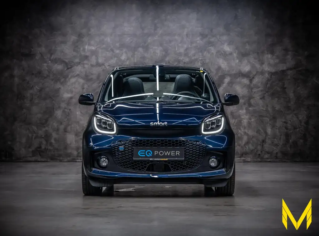 smart forTwo EQ coupe passion EXCLUSIVE:THE DEEP BLUE!