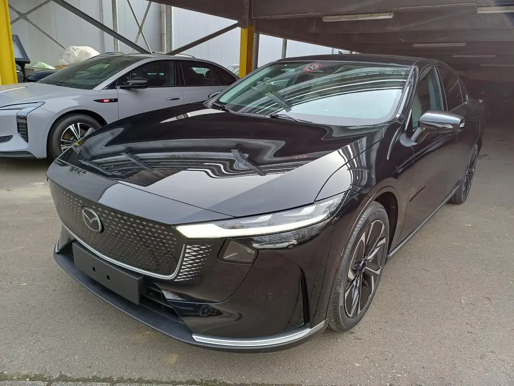 Mazda 6e Mazda BEV 68.8 kWh 190kW Takumi
