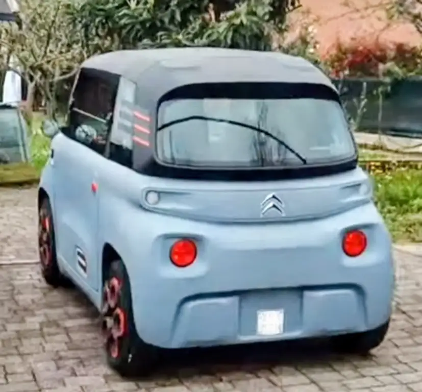 Citroen Ami Pack orange