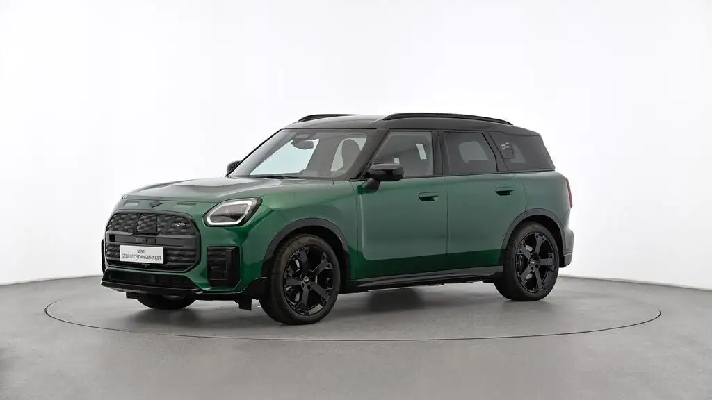 MINI Countryman SE All4 John Cooper Works Trim