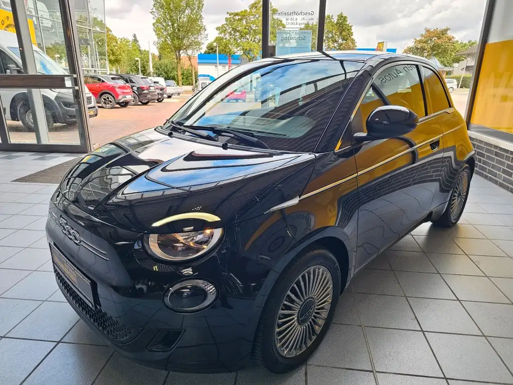 Fiat 500e 42 kW/h Sitzheizung Kamera Keyless