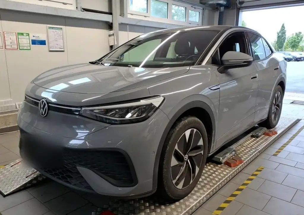 Volkswagen ID.5 Pro Performance Navi ACC AHK Kamera