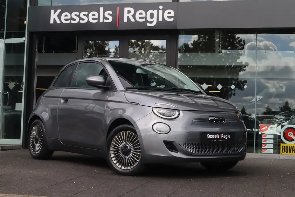 Fiat 500e Icon 42 kWh | SOH 94% | Navi | Camera | CarPlay |