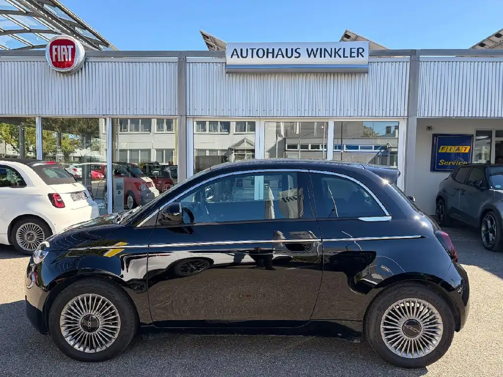 Fiat 500e 3+1 Basis