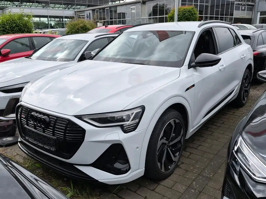 Audi e-tron 55 2x S line ACC BLACK HuD NIGHT 360° B&O