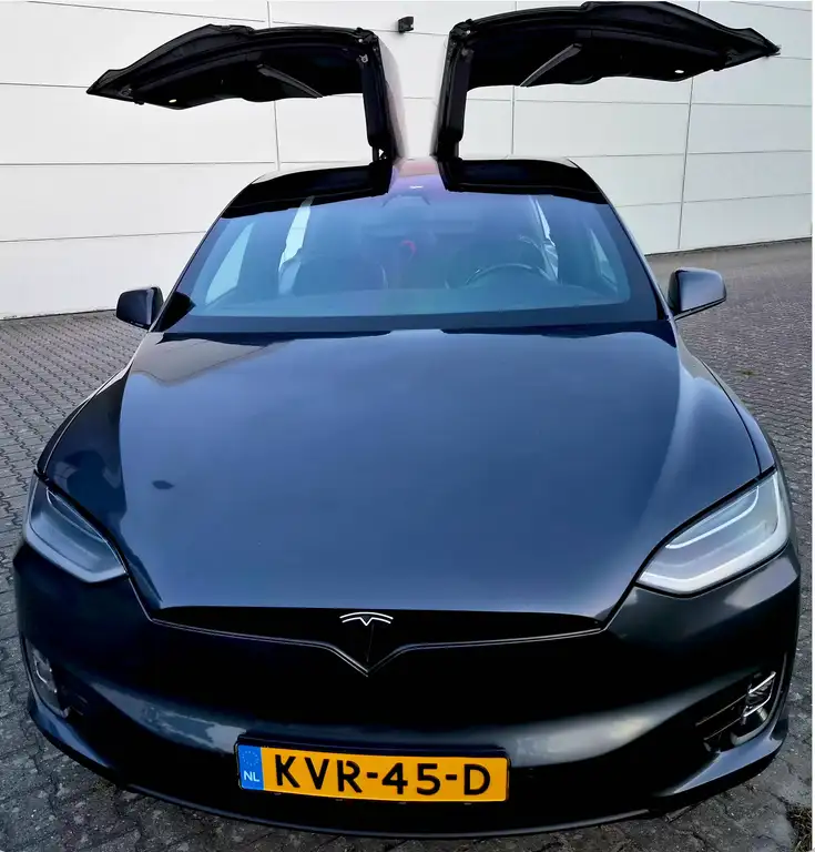 Tesla Model X Tesla model X 90D | pano| autopilot | luchtvering | trekhaak