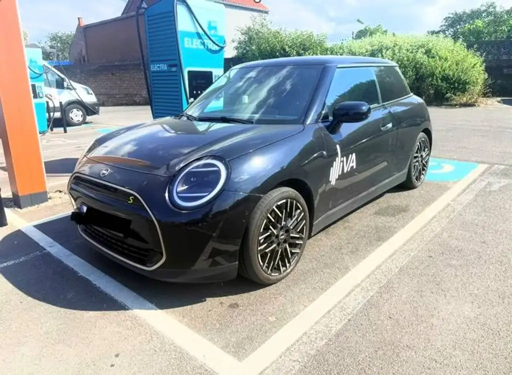 MINI Cooper SE Magnifique e-Mini édition limited