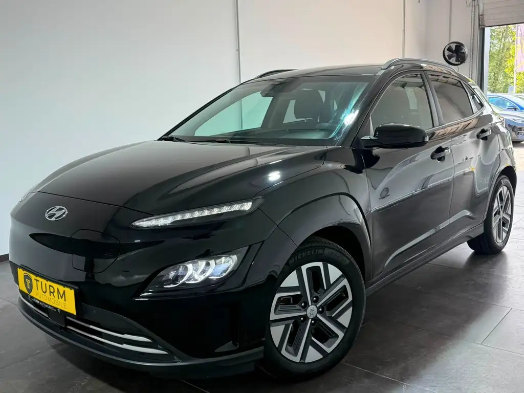 Hyundai KONA KONA Trend 64kWh|SOH98%|Garantie07/30|Wärmep|11k