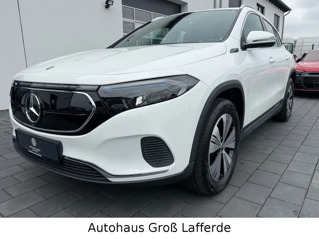 Mercedes-Benz EQA 250 SHZ RFK Navi LED Leder