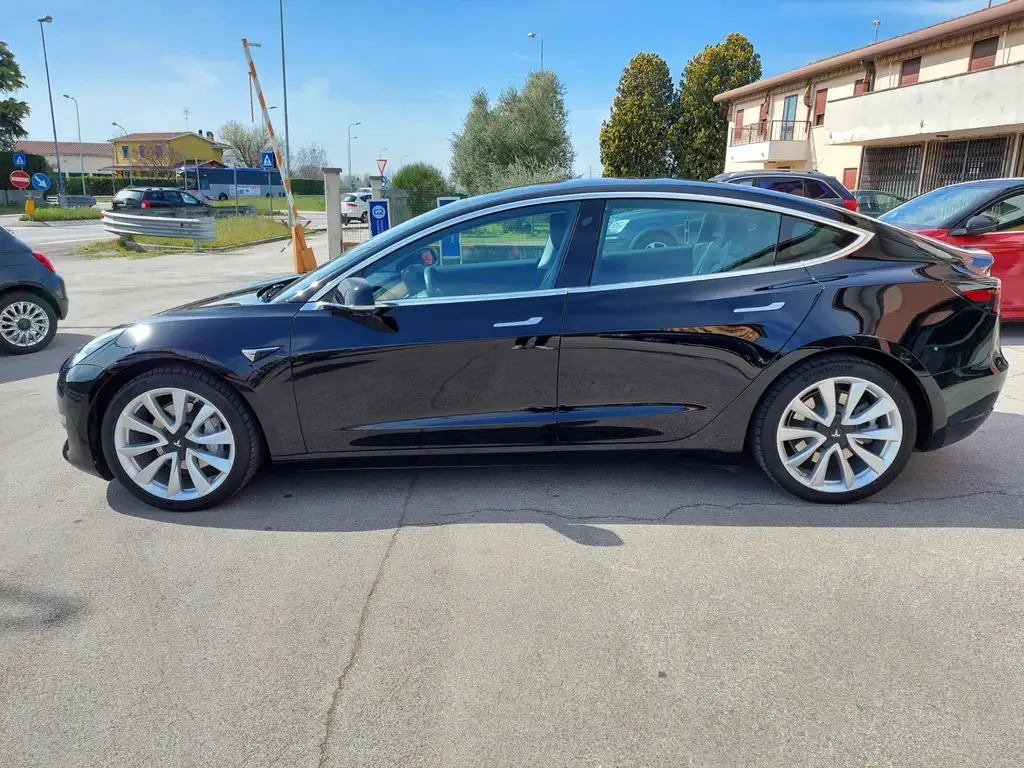 Tesla Model 3 Model 3 Long Range Dual Motor awd