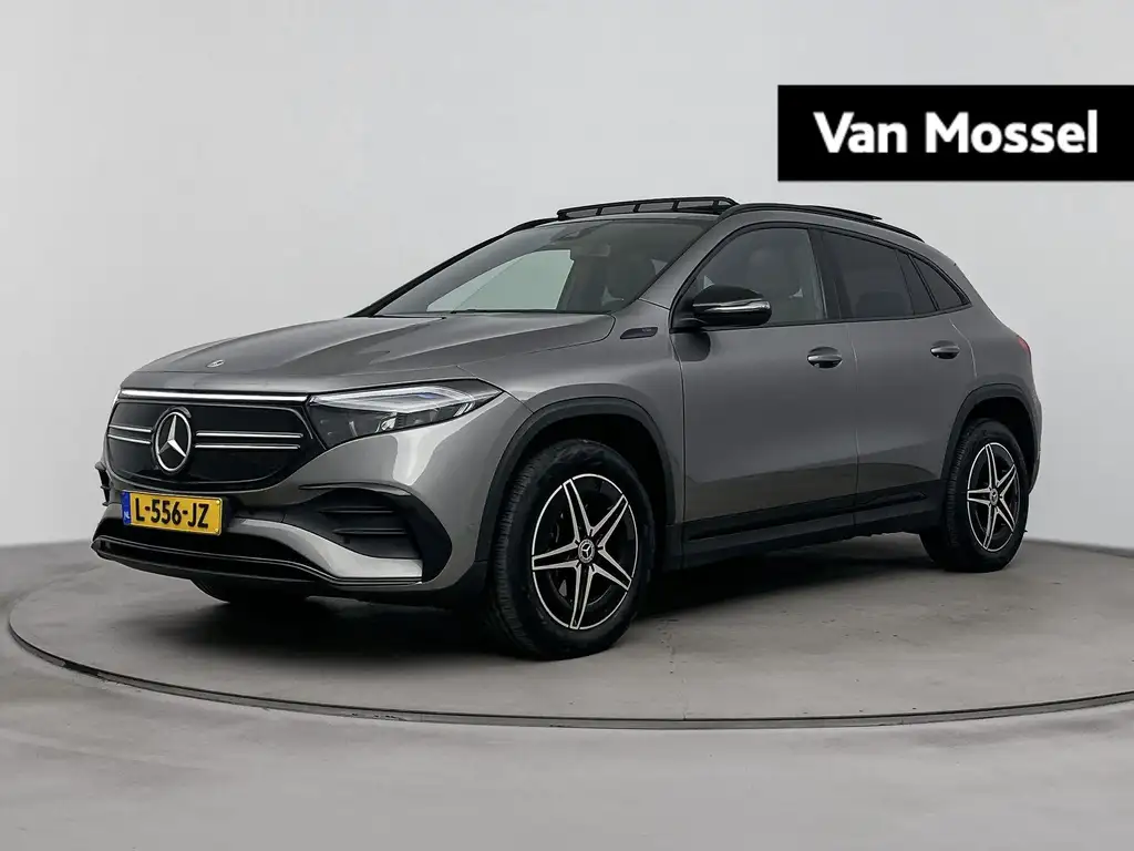 Mercedes-Benz EQA 250 AMG Line 67 kWh | Camer achter | Parkeersensoren |