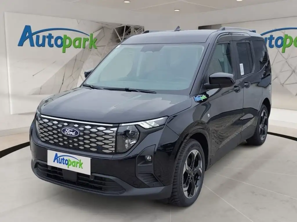 Ford Tourneo Courier Elektro Titanium