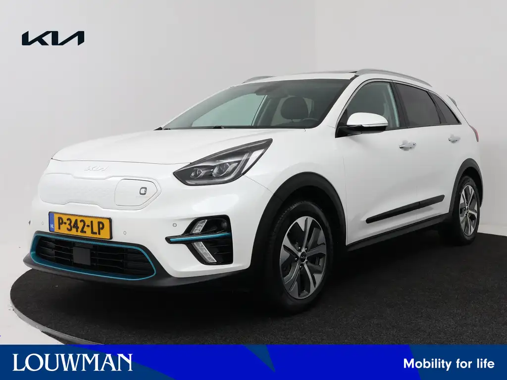 Kia e-Niro DynamicPlusLine 64 kWh | 95.3% SOH | Trekhaak | Sc