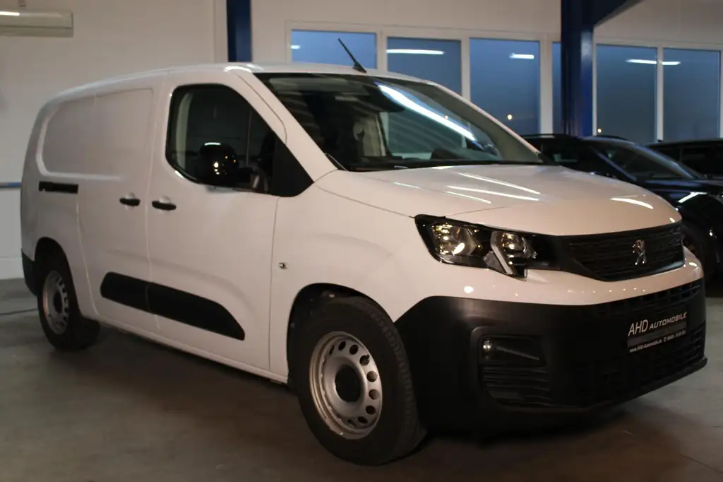 Peugeot e-Partner e-Partner Kasten Premium L2 136 PS