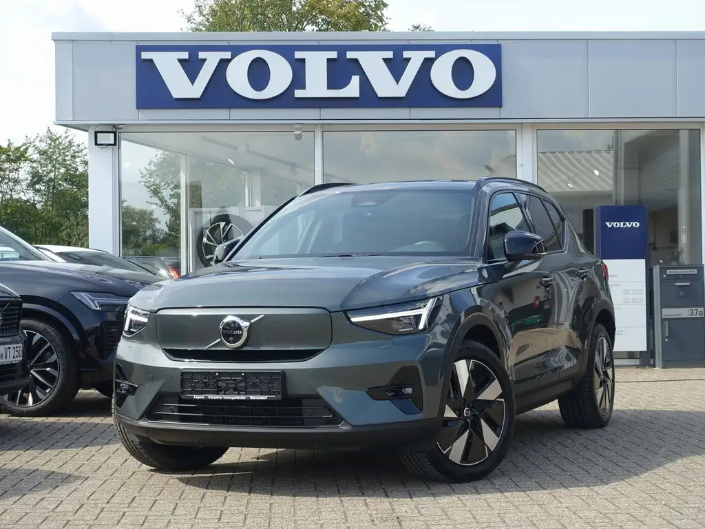 Volvo EX40 Plus Single Motor Extended Range/AHK/360°