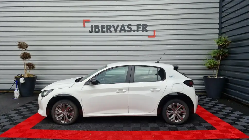 Peugeot e-208 BUSINESS R ELECTRIQUE 20850 KWH 136 Active Business