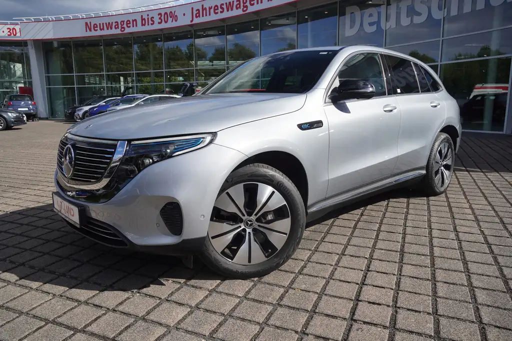 Mercedes-Benz EQC 400 4Matic LED Navi Totwinkel ACC 360°