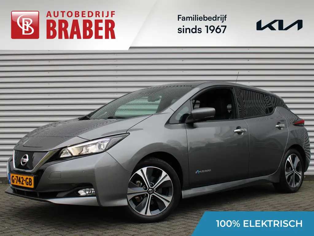 Nissan Leaf Tekna 40 kWh | Trekhaak | Stuur-/stoelverwarming |